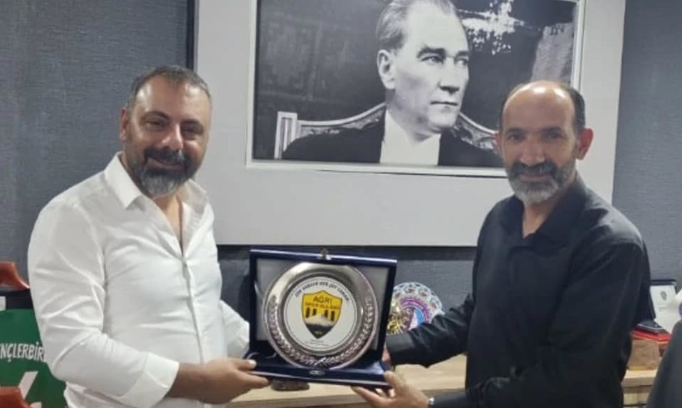 Ağrı 1970 Spor Kulüp Başkanı Ufuk Balkis’ten ASKF’ye Ziyaret
