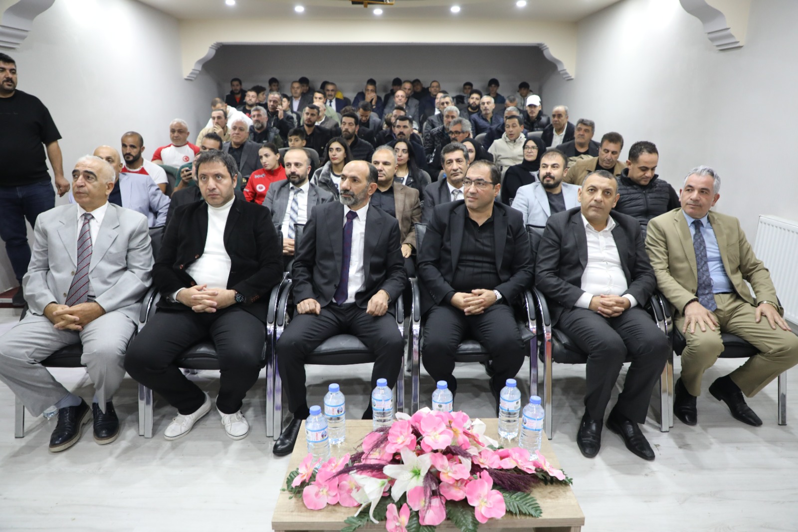 AMATÖR SPOR HAFTASINDA SPORA KATKI SUNAN İSİMLER ÖDÜLENDİRİLDİ